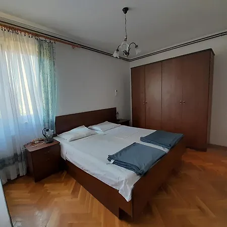 Apartments&rooms Biserka