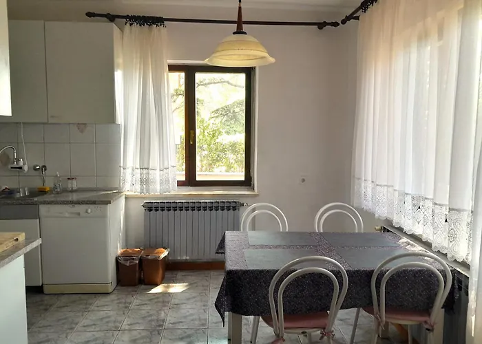 Biserka 3* באסקה